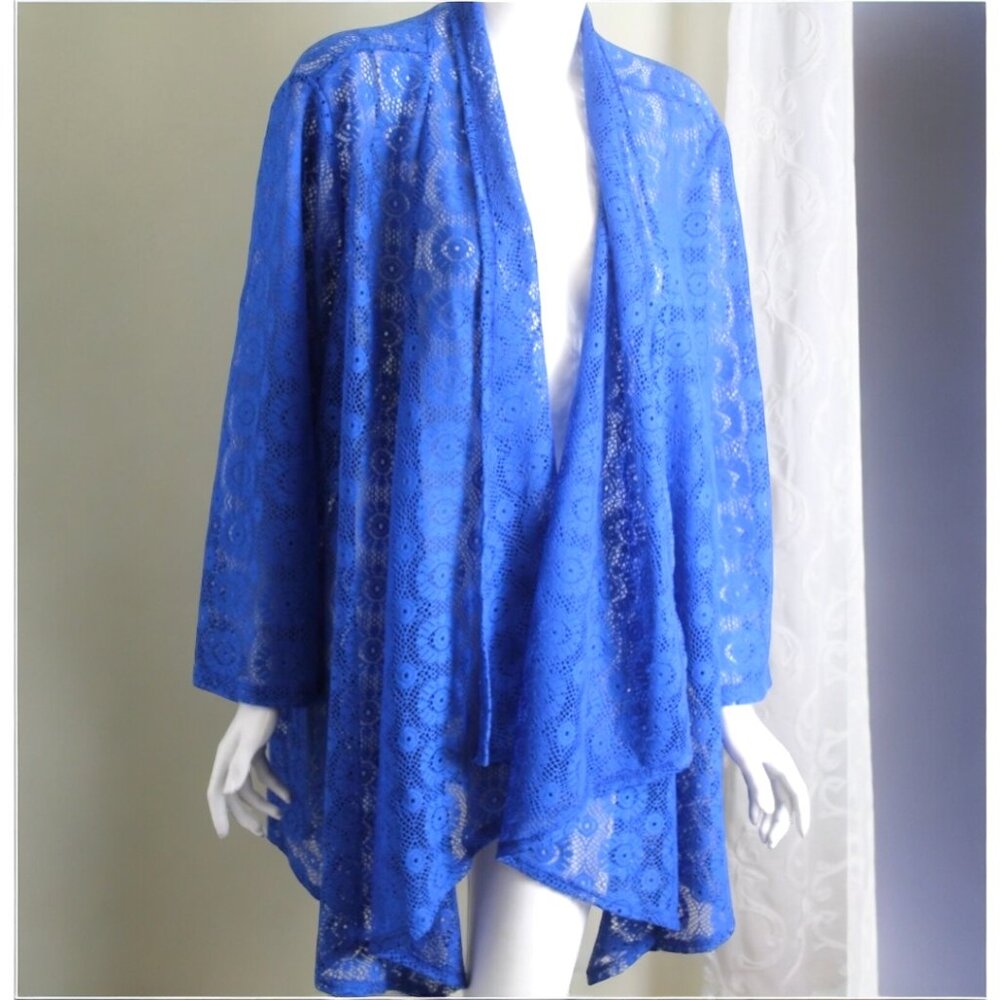NIBag Beautiful Frumos Blue Lace Shawl Coverup for Swimming or at night Size M